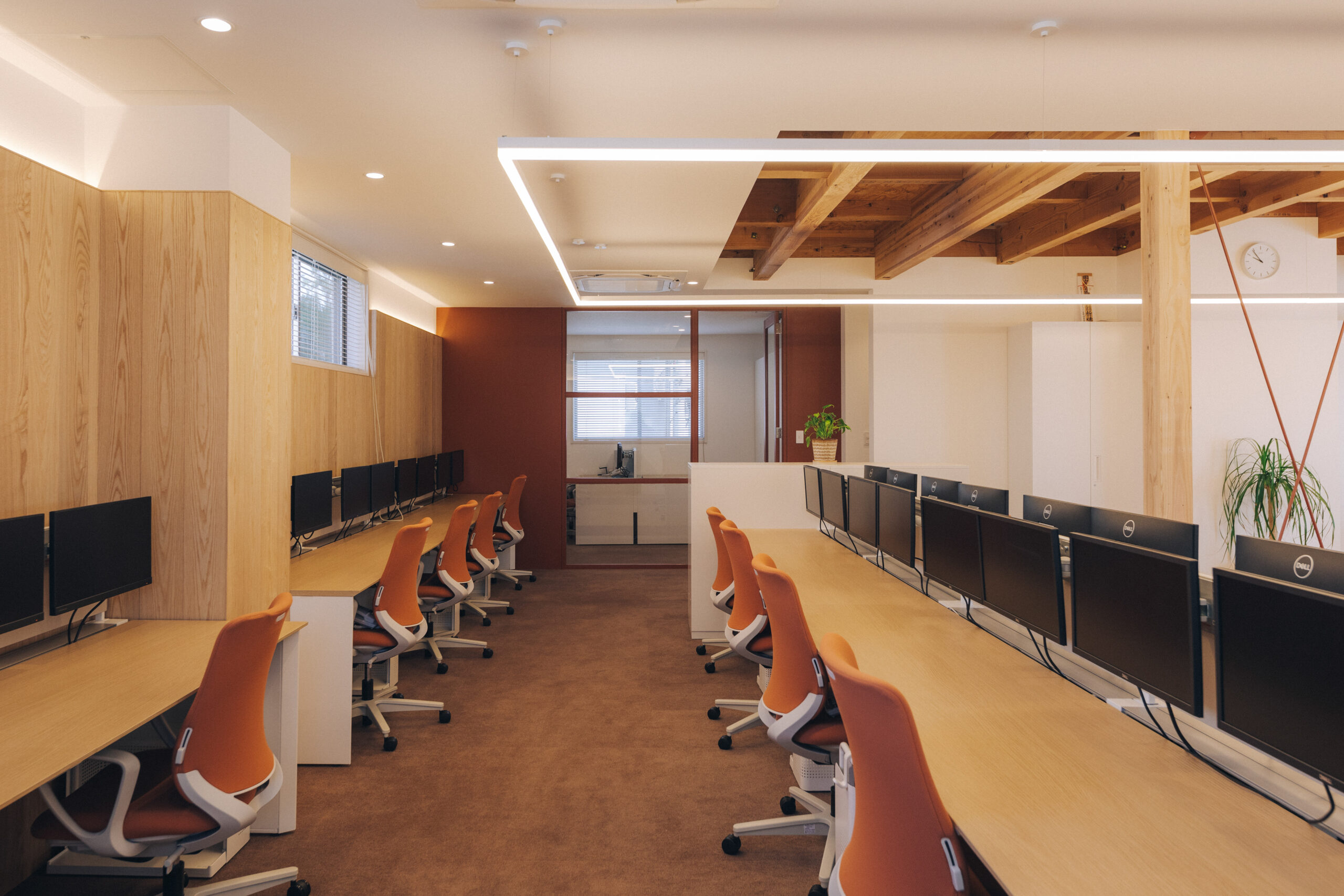 BEEKCY SOLUTION 株式会社
